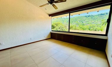 CASA EN VENTA EN LAS CAÑADAS
