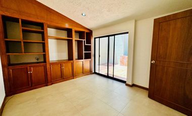 CASA EN VENTA EN LAS CAÑADAS