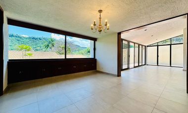 CASA EN VENTA EN LAS CAÑADAS