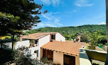 CASA EN VENTA EN LAS CAÑADAS