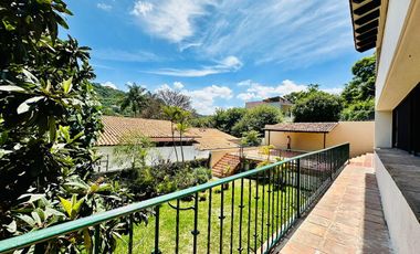 CASA EN VENTA EN LAS CAÑADAS