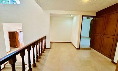 CASA EN VENTA EN LAS CAÑADAS
