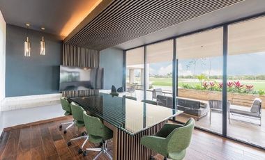 CASA EN VENTA  EN MERIDA LISTA PARA ENTREGA FRENTE AL CAMPO DE GOLF