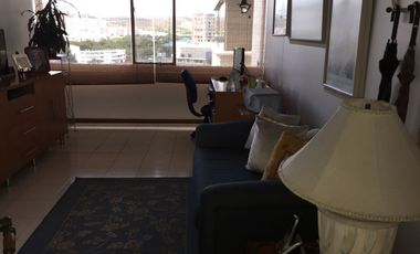 LINDO Y COMODO APARTAMENTO. EXCELENTE UBICACION