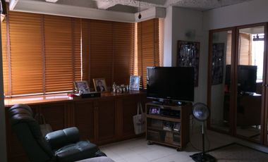 LINDO Y COMODO APARTAMENTO. EXCELENTE UBICACION