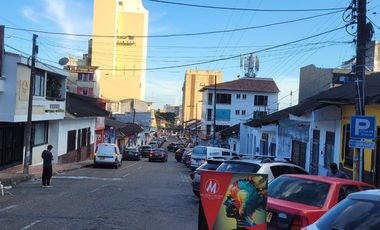 VENDO CASA LOTE EN EL CENTRO DE VILLAVICENCIO A UNOS METROS DE LA ALCALDIA