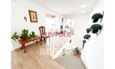 Vendo Casa Frente Al Mar En Exclusivo Condominio Marina Lancheros Ancón