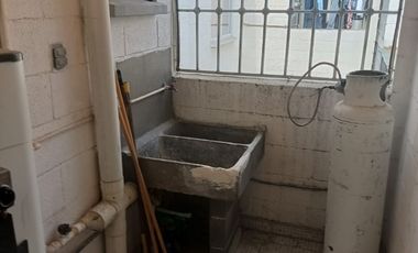 DEPARTAMENTO AMUEBLADO, EN COND. SEGURO