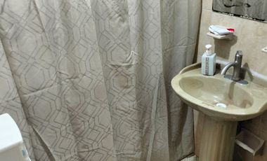 Vendo casa en  Cerro Colorado a pie de carretera