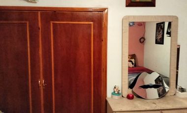 Vendo casa en  Cerro Colorado a pie de carretera