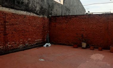 EN VENTA CASA EN EL BARRIO SANTA CLARA