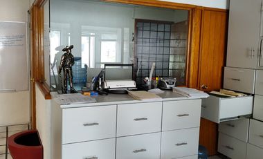 Se vende oficina de 76 m2 , en Boulevard Benito Juarez,  Col. Centro en Cuernavaca, Mor.