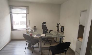 Se vende oficina de 76 m2 , en Boulevard Benito Juarez,  Col. Centro en Cuernavaca, Mor.