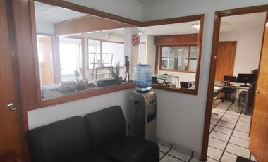 Se vende oficina de 76 m2 , en Boulevard Benito Juarez,  Col. Centro en Cuernavaca, Mor.