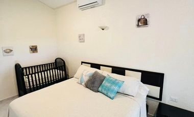 CASA CON GRAN JARDIN Y ACCESO DIRECTO AL CLUB DE GOLF