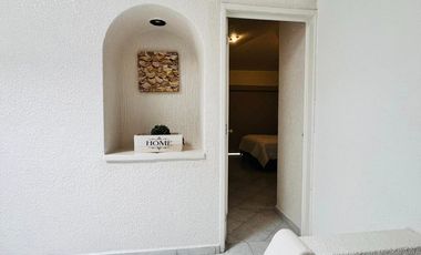 CASA CON GRAN JARDIN Y ACCESO DIRECTO AL CLUB DE GOLF