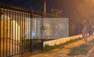 SE VENDE HERMOSA CASA EN CALLE EL MOLLE, VILLA DIAGUITAS, LA SERENA