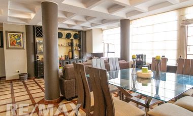 VENTA DE AMPLIO DUPLEX MAS AIRES EN SURCO RESIDENCIAL AC 202 M2