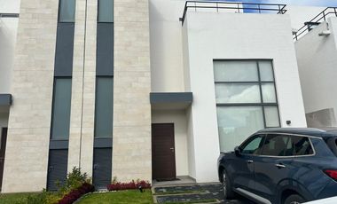 CASA EN RENTA AMUEBLADA EN VILLAS DEL CAMPO