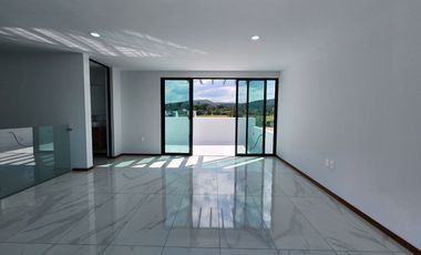 Casa nueva en venta en coto Nogal de Parques Vallarta Zapopan