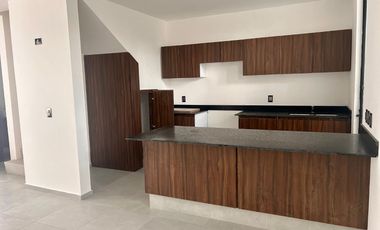 Casa en Venta de entrega inmediata El Secreto, Jardines del Valle, Zapopan, Jalisco