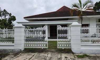 Dijual Rumah Hook Jalan Apel Jajar Surakarta Solo Jawa Tengah Lokasi Strategis Nyaman Siap Huni