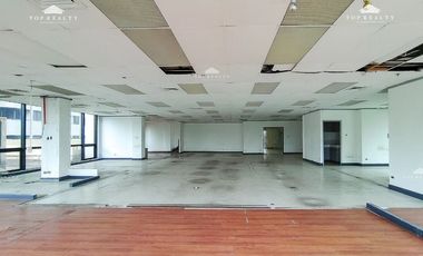 For Rent, Prime Commercial Space in Pasay City at Roxas Boulevard