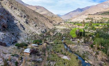 Terreno de 4.75 ha, 340 metros de orilla de río. Montegrande, Valle del Elqui. $600 mm