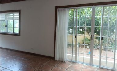 Resale 3 Bedrooms Duplex House in Villa Terrace