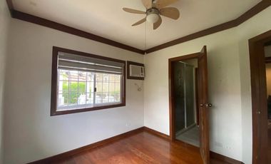 Resale 3 Bedrooms Duplex House in Villa Terrace