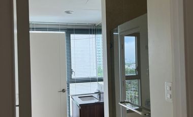 Premier 2 Bedroom Unit in Shang Salcedo Place, Makati