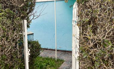 Casa A Pasos De Departamental / Av Vicuña Mackenna