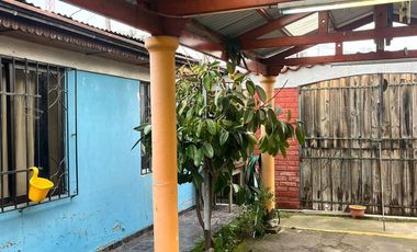 Casa A Pasos De Departamental / Av Vicuña Mackenna