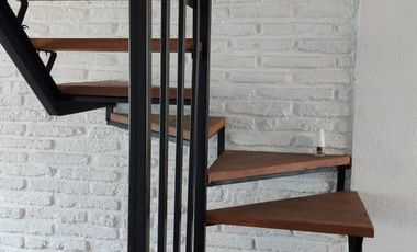 A Pasos De Avenida Peru