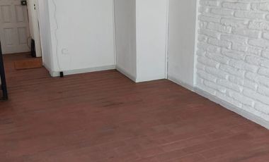 A Pasos De Avenida Peru