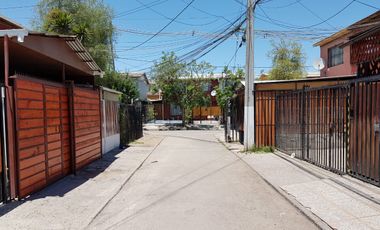 Casa Ubicada Cercana A Futura Estación Linea De Metro