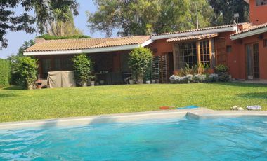 Espaciosa  casa con amplia  área social y piscina 🏡☀️