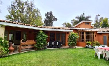 Espaciosa  casa con amplia  área social y piscina 🏡☀️