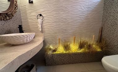 Espaciosa  casa con amplia  área social y piscina 🏡☀️