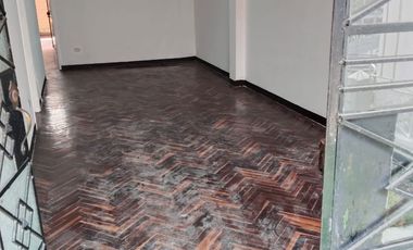 Luminosa casa primer piso, 3 dormtorios, venta