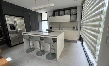 Casa de venta en San Juan de Cumbayá