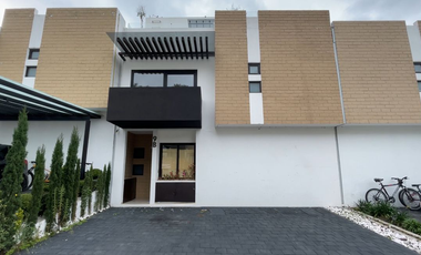 CASA EN VENTA RESIDENCIAL VISTA BOSQUES