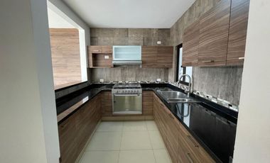 CASA EN VENTA RESIDENCIAL VISTA BOSQUES