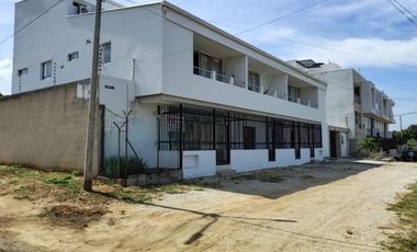 CONDOMINIO RENTABLE DE 4 APARTAMENTOS Y 4 LOCALES EN BELLO HORIZONTE