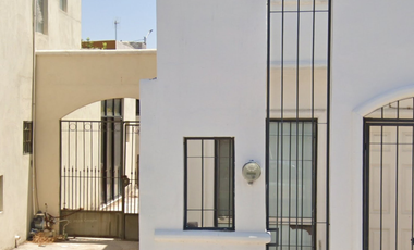 Bonita Casa En Remate A Precio Especial. vía Adriana 285-manzana 4 Lote 21, Manantiales Del Bosque, Ramos Arizpe, Coahuila