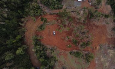 Parcela Sector Los Guindos con Estero