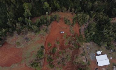 Parcela Sector Los Guindos con Estero