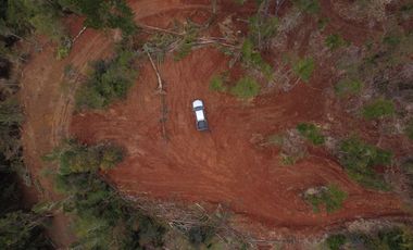 Parcela Sector Los Guindos con Estero