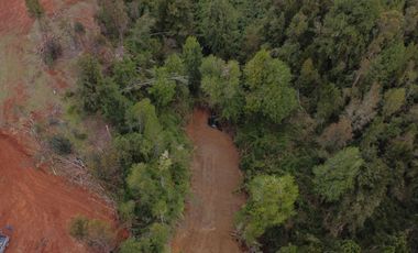 Parcela Sector Los Guindos con Estero