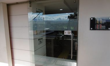 EN VENTA CONSULTORIO EN EDIFICIO CALLE REAL CENTRO DE NEIVA